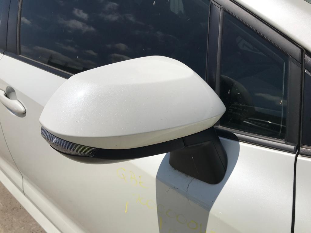 View Auto part Battery Toyota Corolla 2020