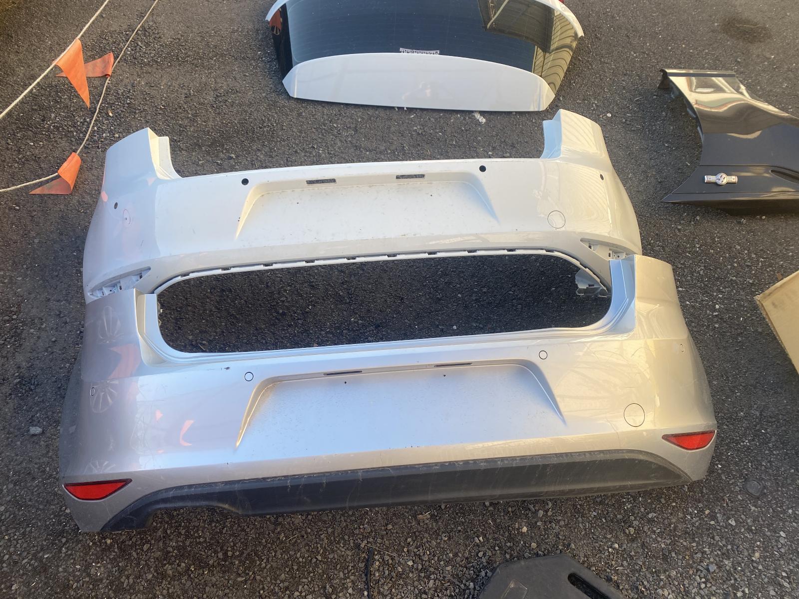 View Auto part Rear Bumper Volkswagen Golf 2015