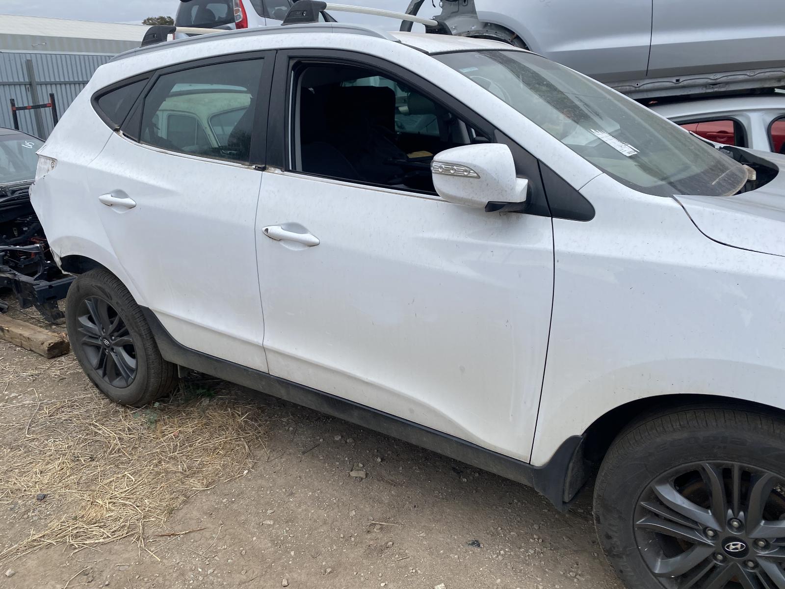 View Auto part Engine Hyundai Ix35 2015