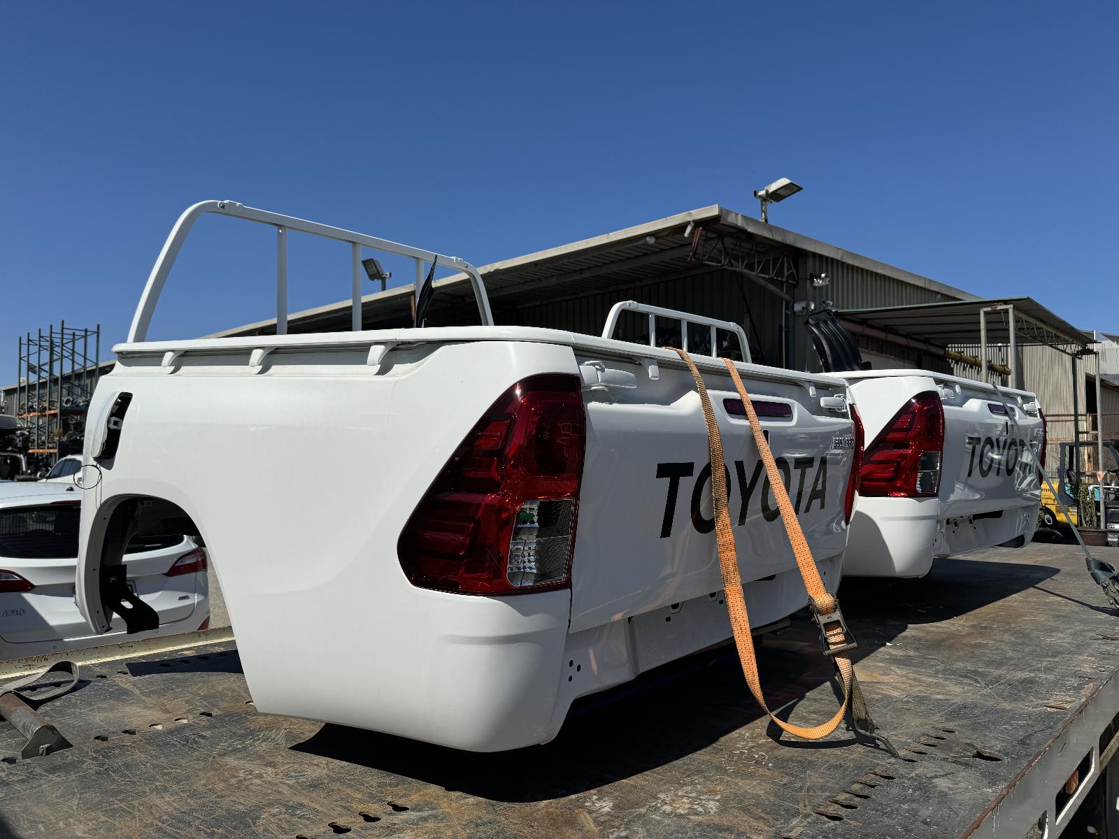 View Auto part Rear Bumper Toyota Hilux 2023