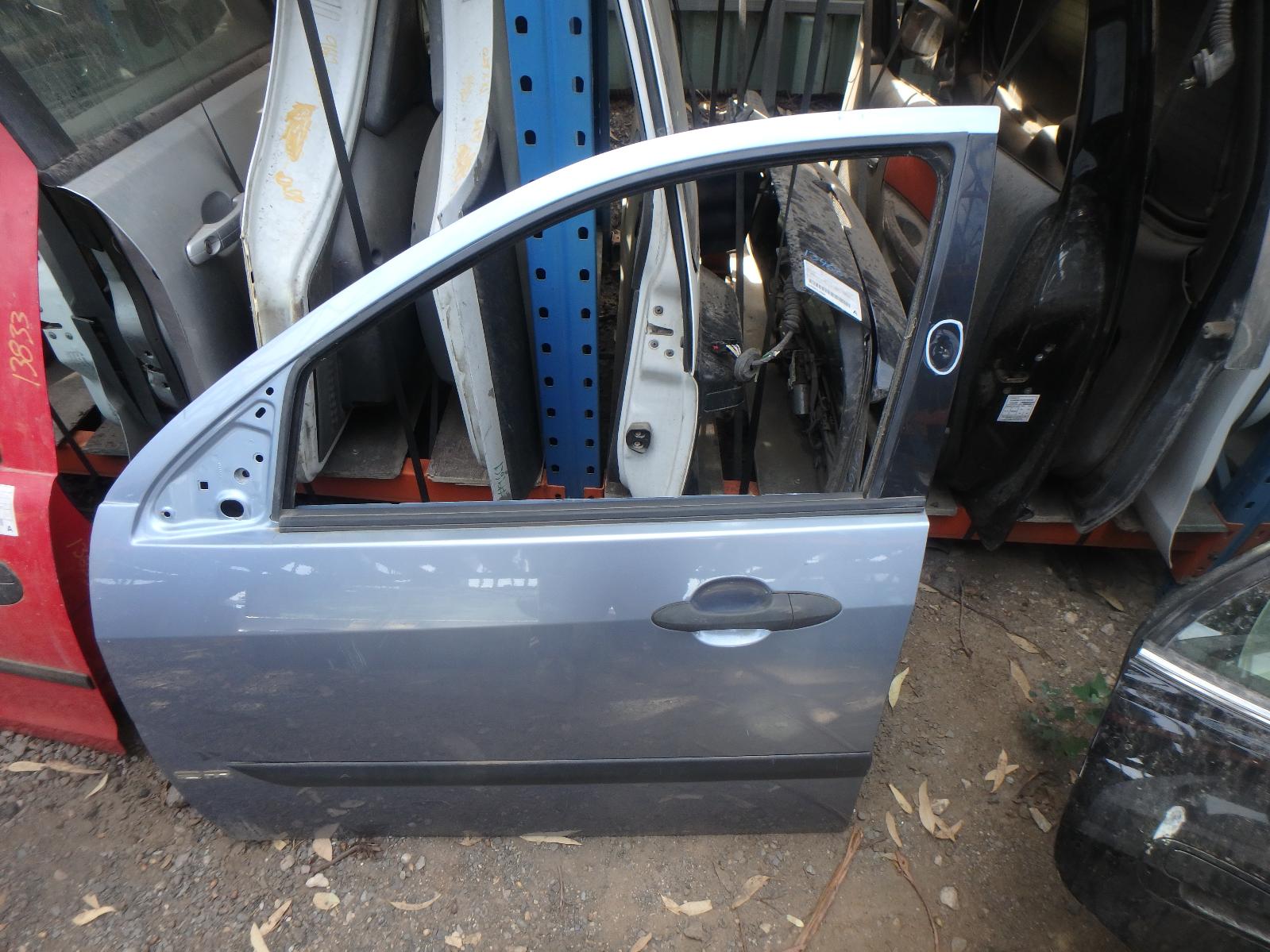 View Auto part Left Front Door Ford Focus 2004