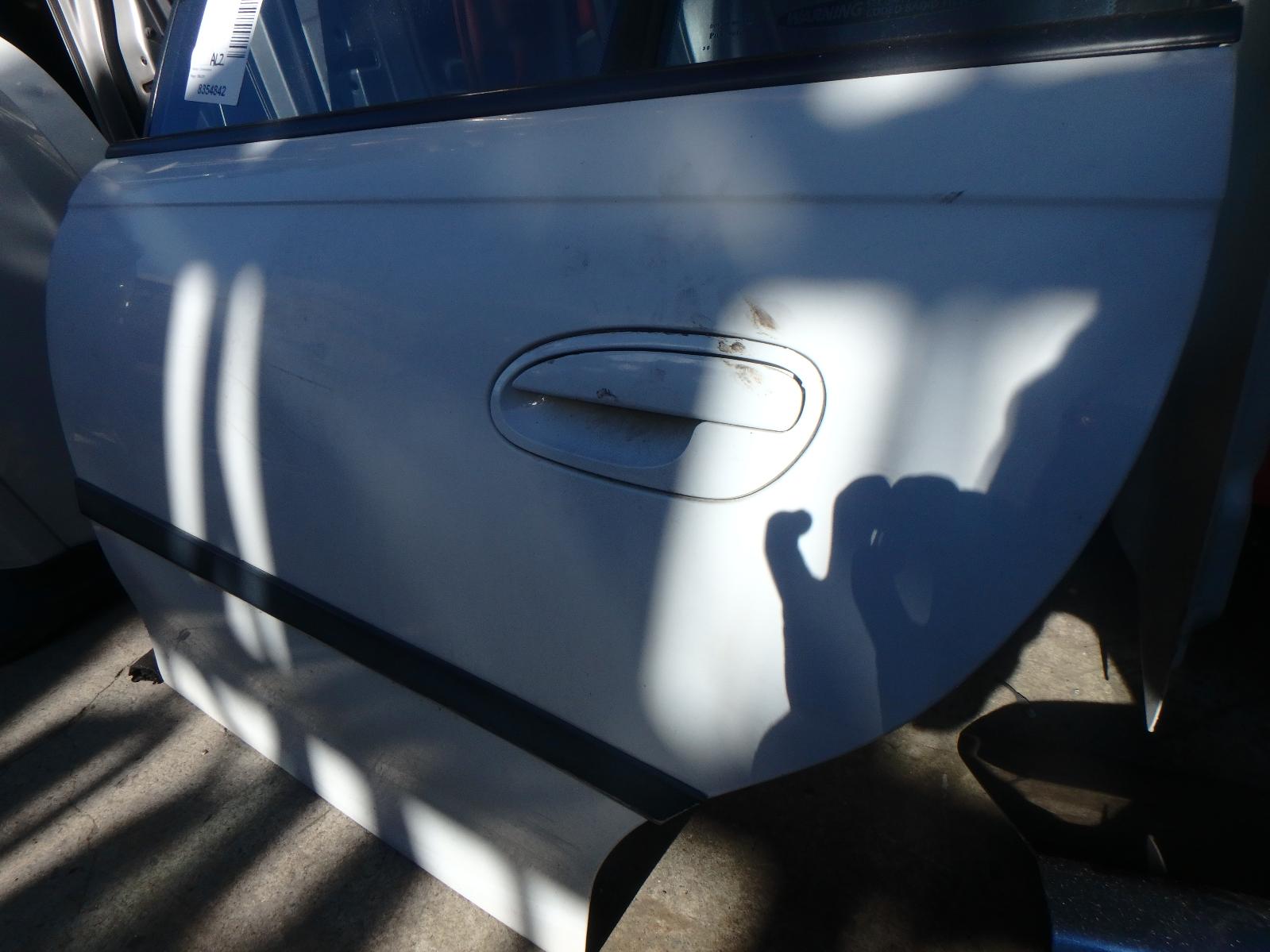 View Auto part Left Rear Door/Sliding Holden Commodore 2006