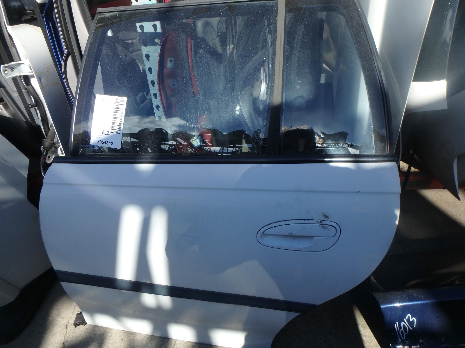 View Auto part Left Rear Door/Sliding Holden Commodore 2006