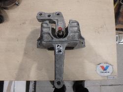 View Auto part Mount Hyundai I30 2019