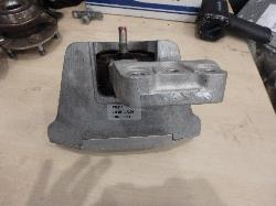 View Auto part Mount Hyundai I30 2019