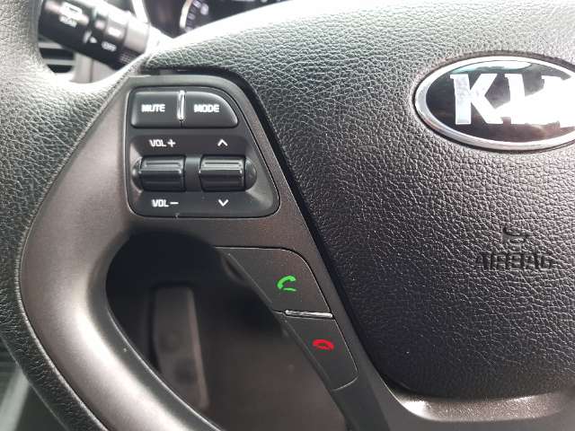 Kia cerato 