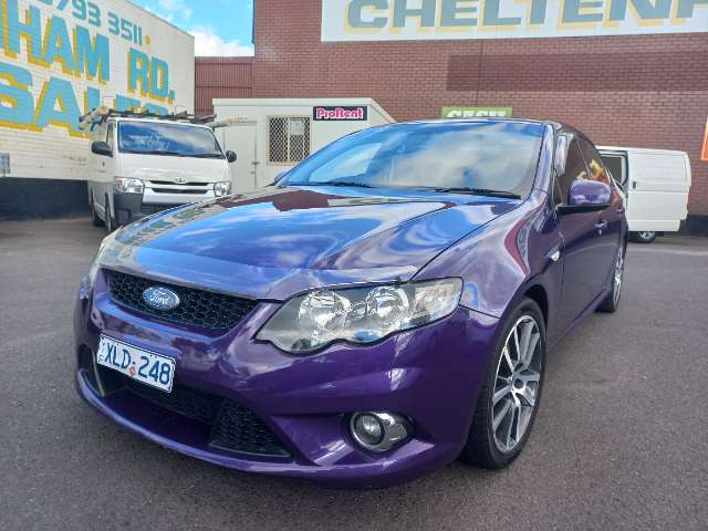 Ford fg XR6 sedan