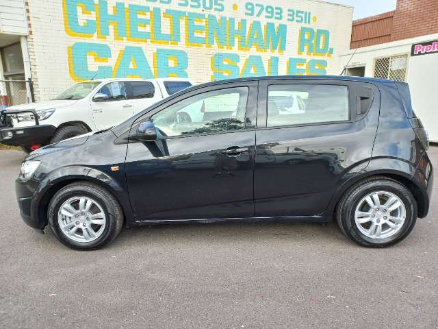 Holden barina 