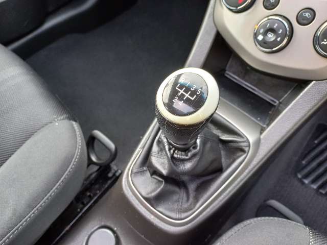 Holden barina 
