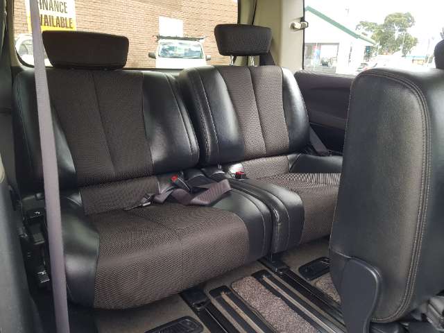 Nissan elgrand highway star