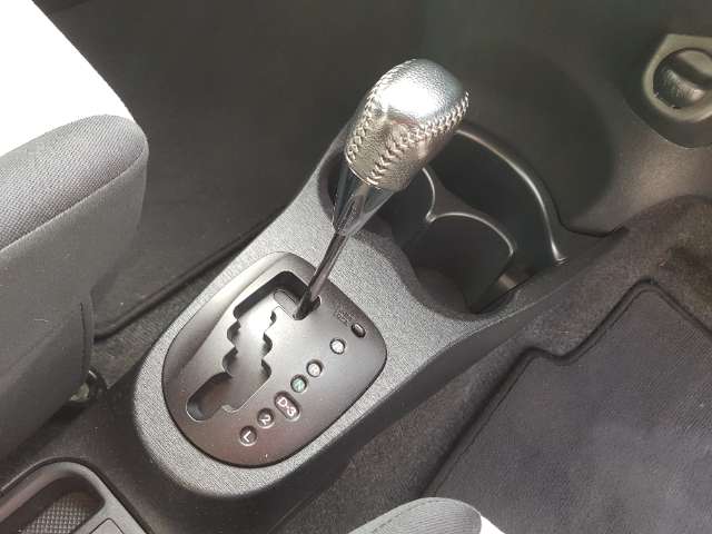 Toyota yaris YRS automatic 