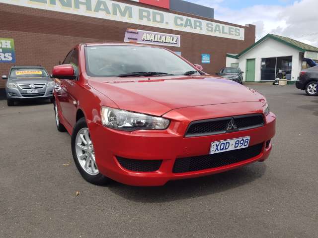 Mitsubishi lancer automatic sedan 