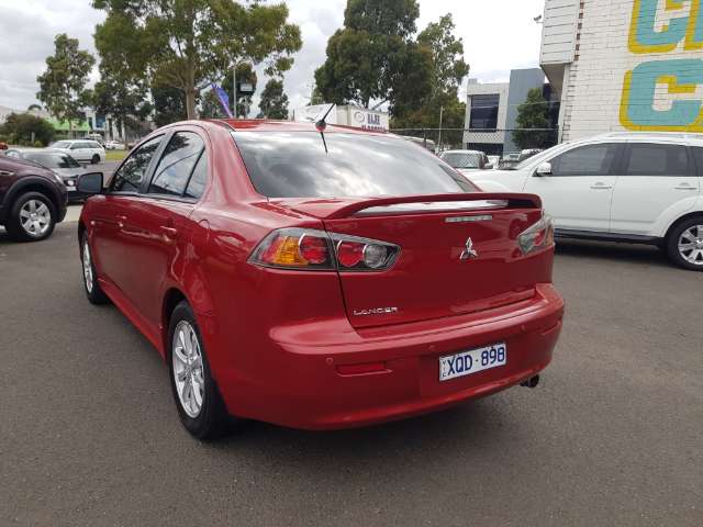 Mitsubishi lancer automatic sedan 