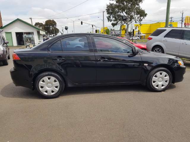Mitsubishi lancer automatic 