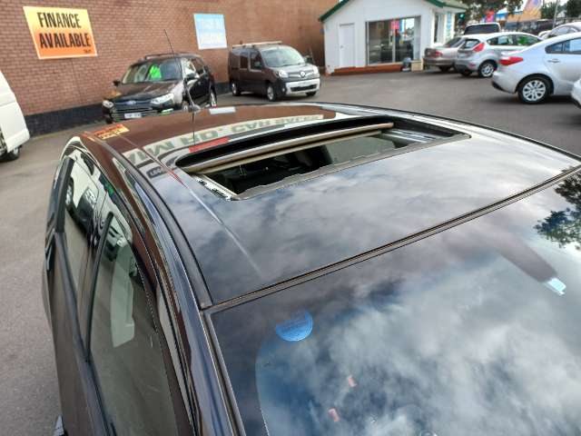 Holden barina 