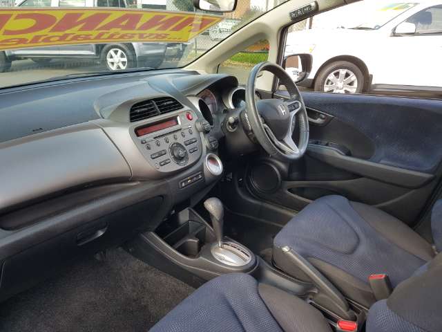 Honda jazz vibe automatic 