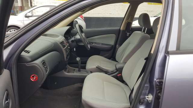Nissan pulsar automatic ST-L