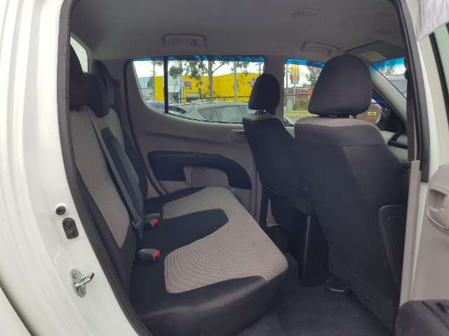 Mitsubishi triton diesel automatic 