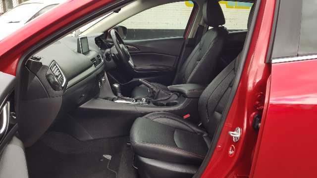 Mazda 3 SP 25 GT