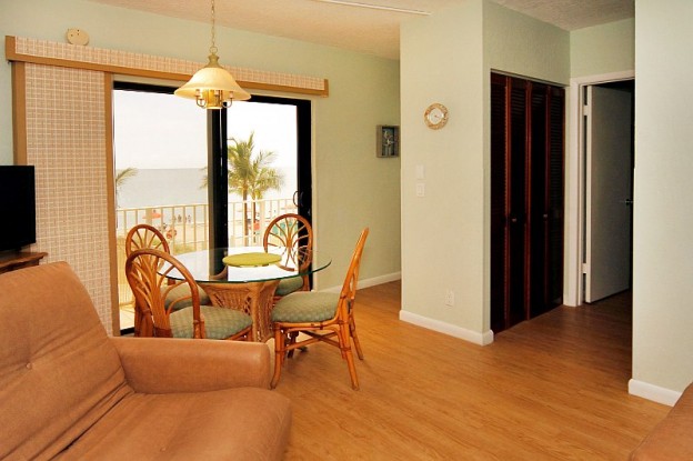 Windjammer Resort and Beach Club