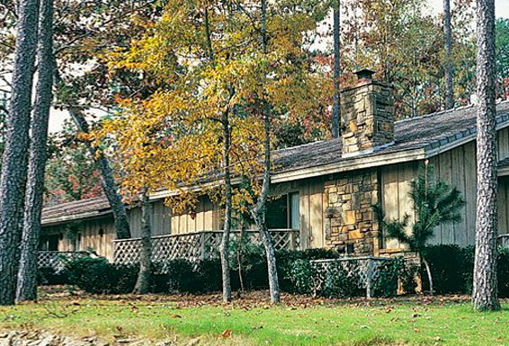 Los Lagos at Hot Springs Village
