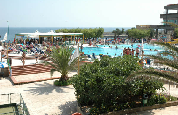 Cala Corvino Club
