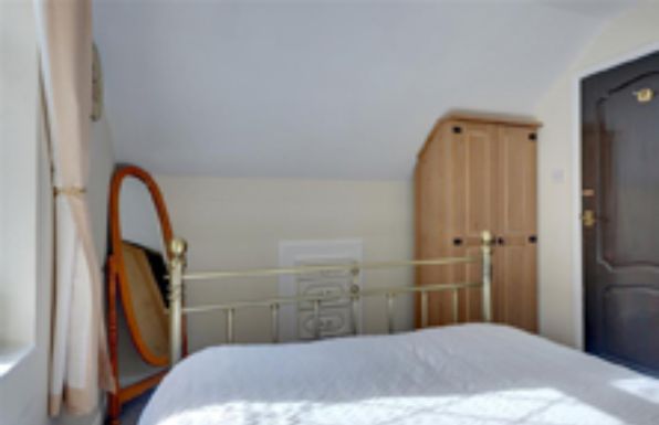 Squirrels Acres Cottage