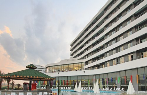 NASKON SAPPHIRE RESORT & SPA