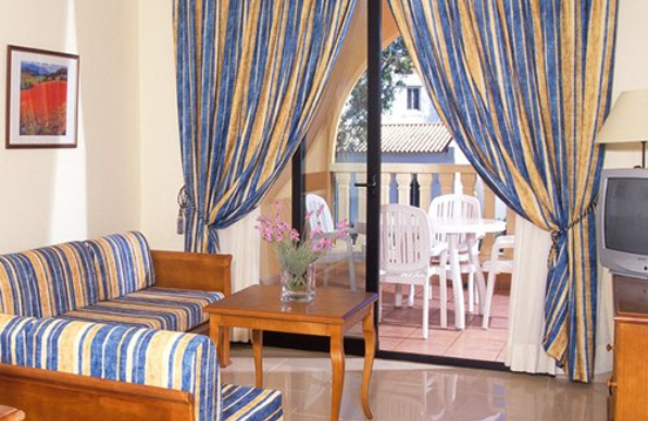 Grand Muthu Golf Plaza