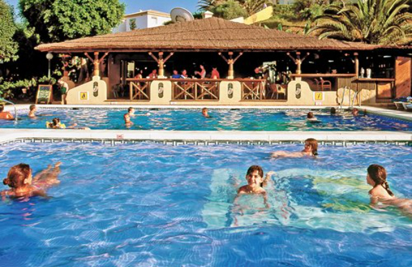Ramada Hotel&Suites Marina Park