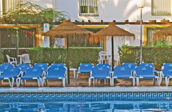 Ramada Hotel&Suites Marina Park