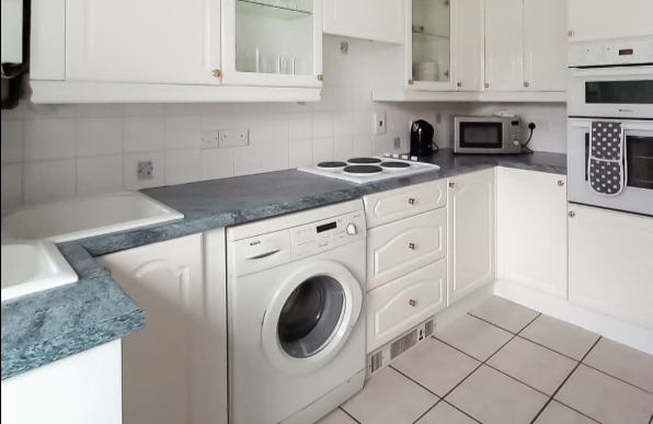 Silver Way Highcliffe