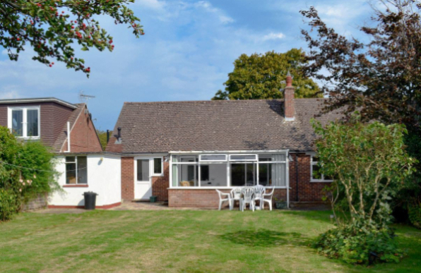 Silver Way Highcliffe