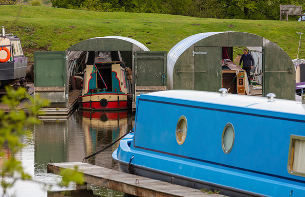Canal Boat Club At Springwood Haven