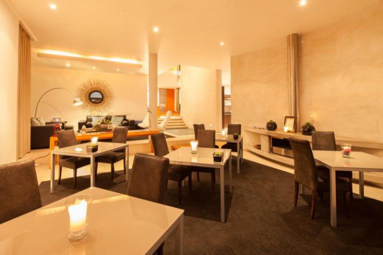 52 De Wet Private Hotel