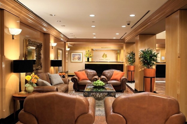 Manhattan Club