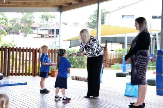 Presentation Of Flags To Kindy 3