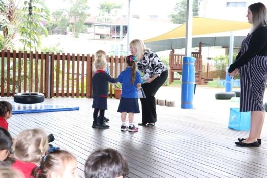 Presentation Of Flags To Kindy 5