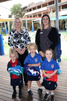 Presentation Of Flags To Kindy 14