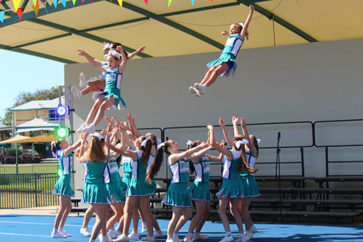 Carnival 2018 Cheer