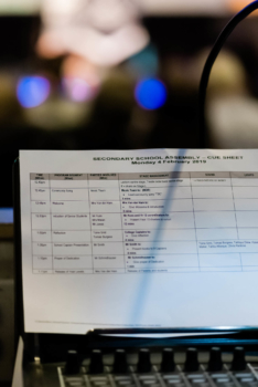 Niv 7859 Screen