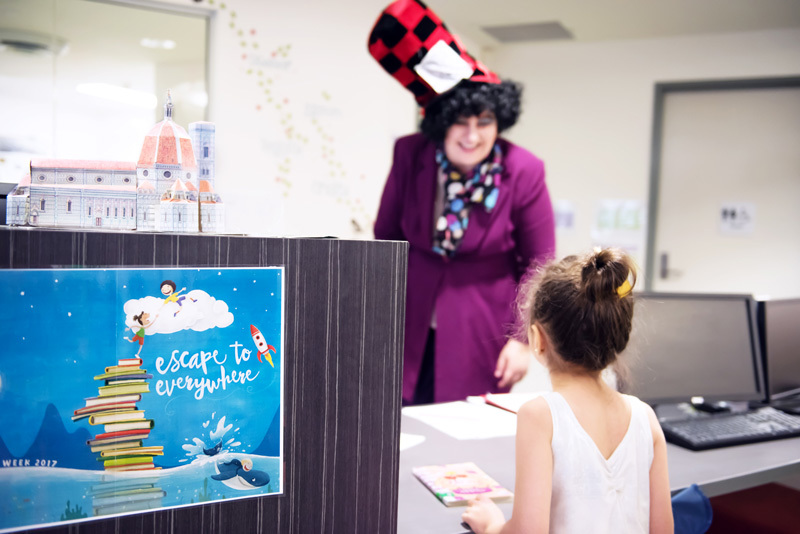 Rosana Niven Librarian Aide Enjoying Book Week Festivities With Astudent