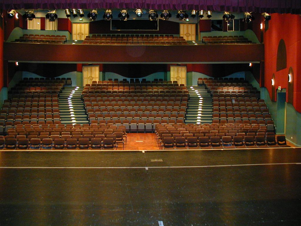 Lingo Lin Performing Arts Theatre