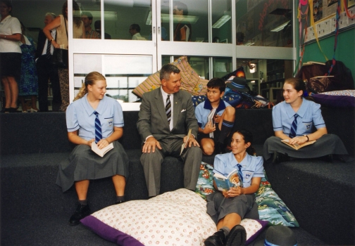 1999 Opening Of Middle School Library Pit Qld Governor Major General Peter Arnison 21 March