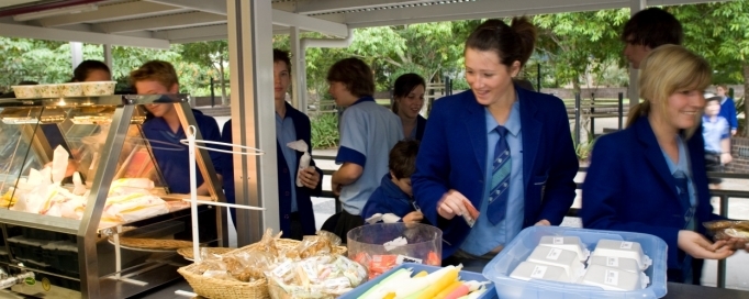 Tuckshop2008 682 272 C1