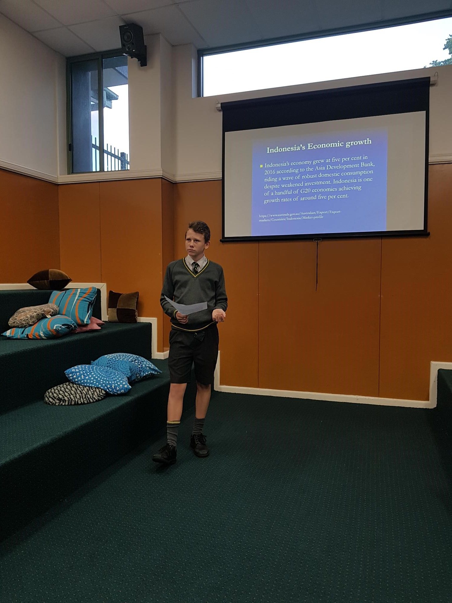 luka2-002.jpg?mtime=20180614134916#asset