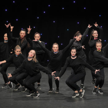 Dance8 400X400
