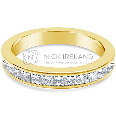 DWR1/ 18ct Yellow Gold Princess cut Wedding Ring