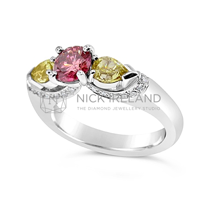 DJSP16/ 18ct White Gold Argyle Pink and Fancy Intense Yellow