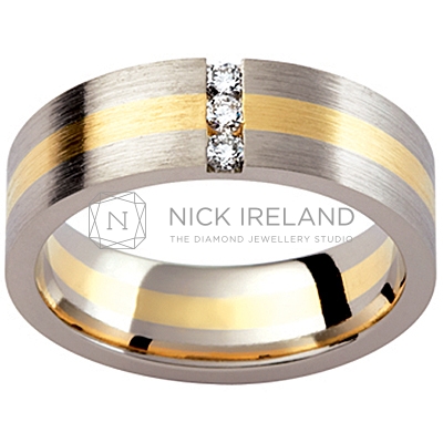 GW20 / 18ct white and yellow gold diamond set gents wedding ring